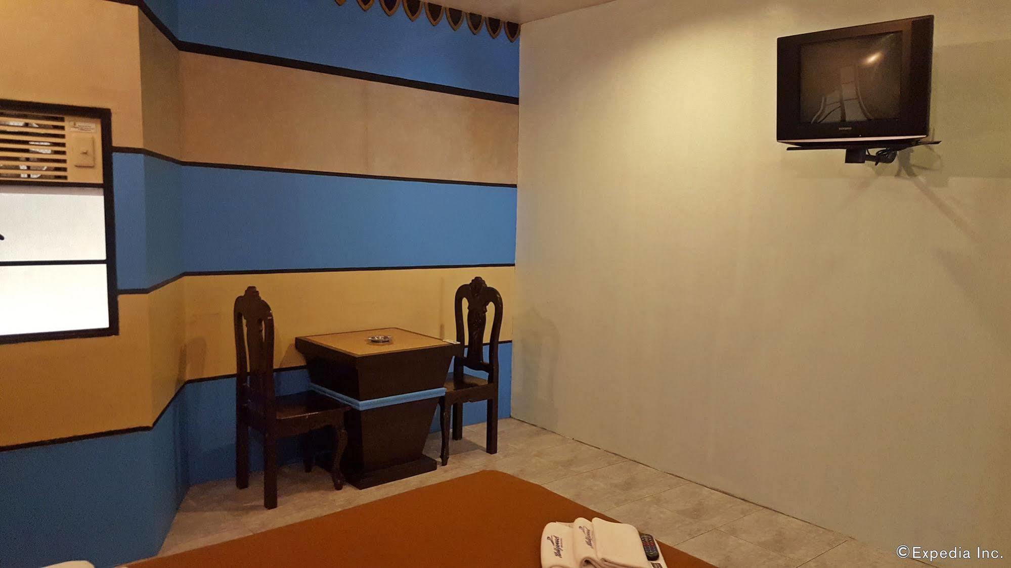 Hollywood Drive-In Hotel Baguio City Exterior foto